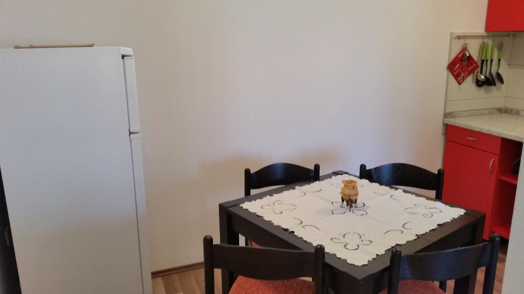 Apartments Dano Sukošan Rum bild