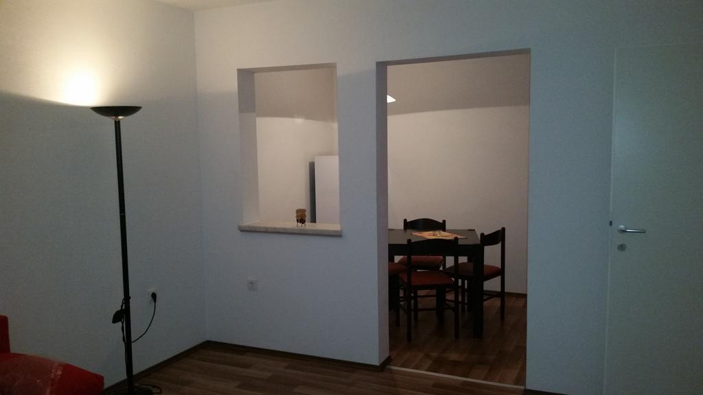 Apartments Dano Sukošan Rum bild